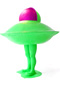 sculpture contemporaine de soucoupe volante portée d'une paire de jambes vertes fluo en silicone. artiste contemporaine Piet.sO