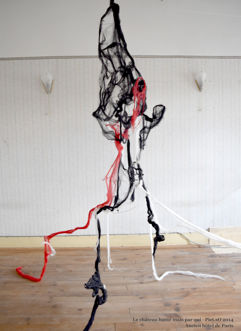 sculpture installation - technique mixte - textil art, laine Piet.sO 2018.