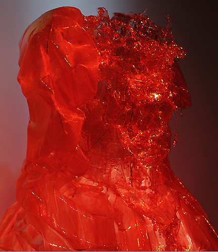 Piet.sO Red in Red, dress sculpture transparente - Baba yaga.