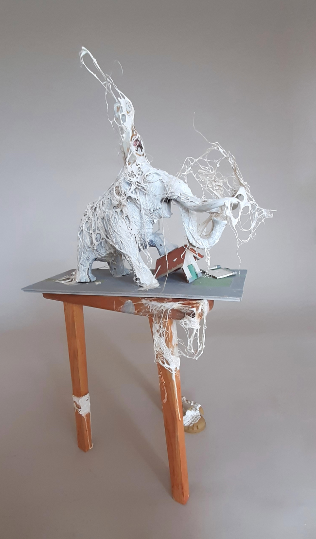 Jumbo tme, time of destruction - Composite sculpture of a mammoth crashing a house, decorative elefant figurine revisited, contemporary art about time, french artist Piet.sO