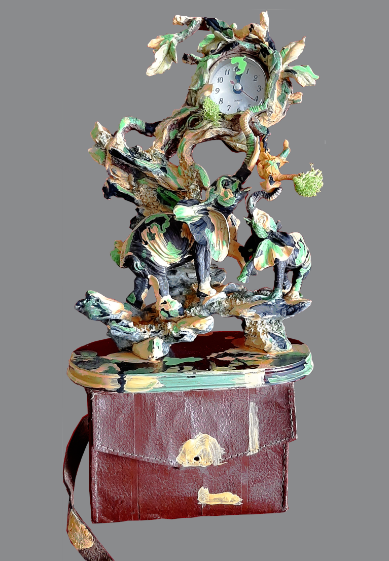 Composite sculpture, decorative elefant clock revisited, contemporary art about time, french artist Piet.sO