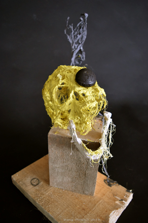 bang skull sculpture - Piet.sO  2018